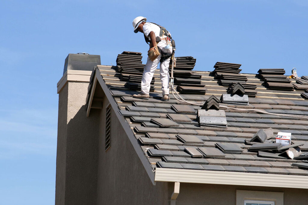 roofing repair and installation contractors in mt. zion il